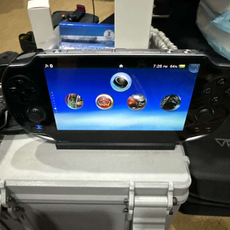 Przenośna podstawka do konsoli – Gaming Console Organizer recenzja i cena